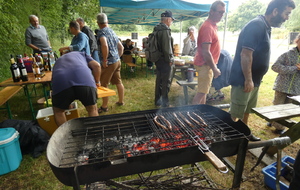 voilà le barbecue est opérationnel